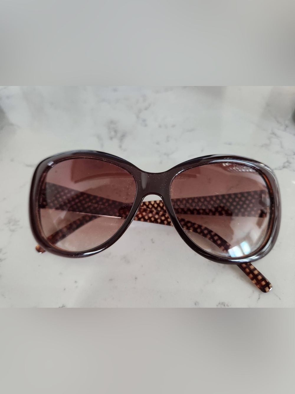 London Fog Brown Sunglasses.